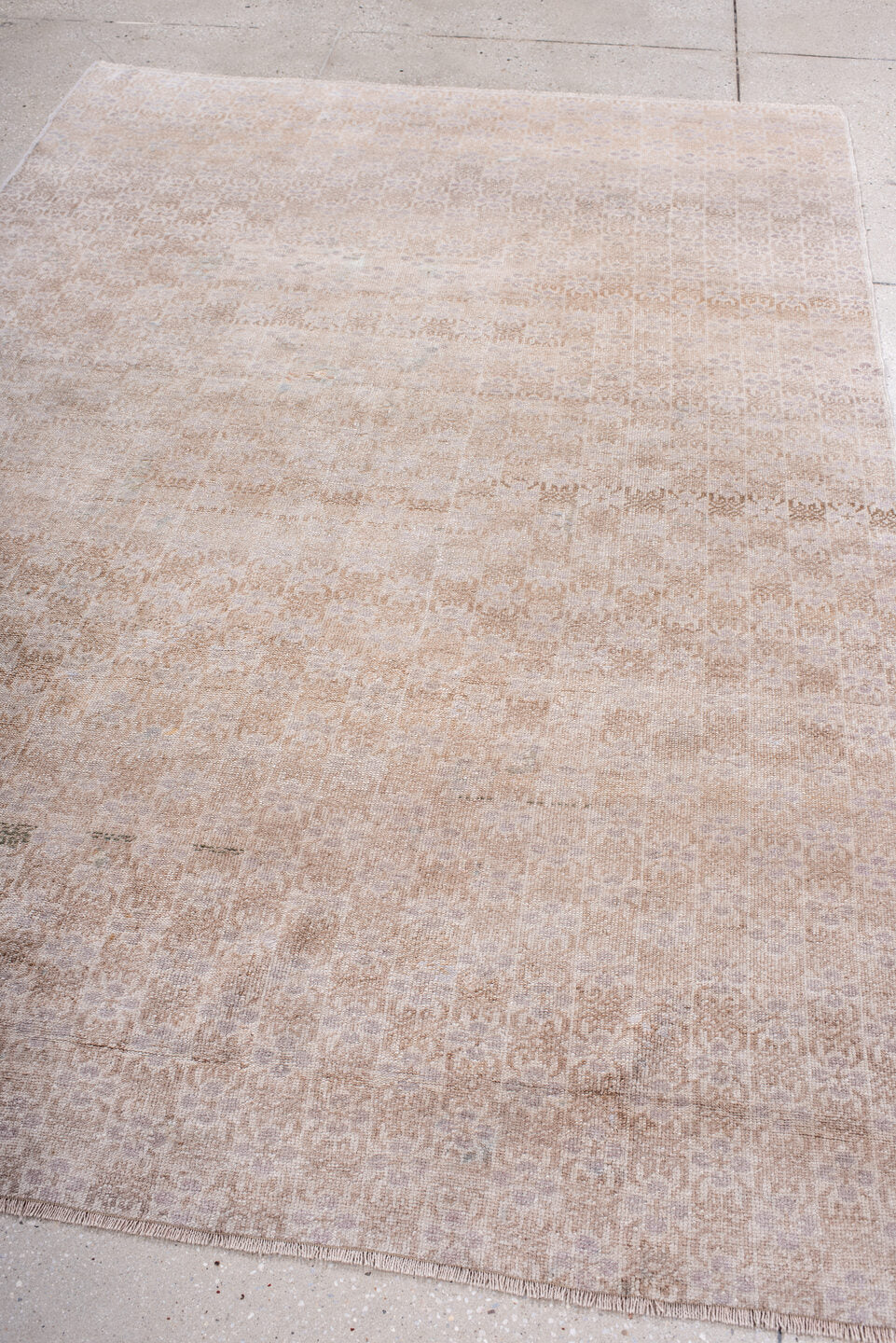 5' x 8' one-of-a-kind handmade vintage Anatol medium size rug. Color palette: gray, light gray, off-white, pink