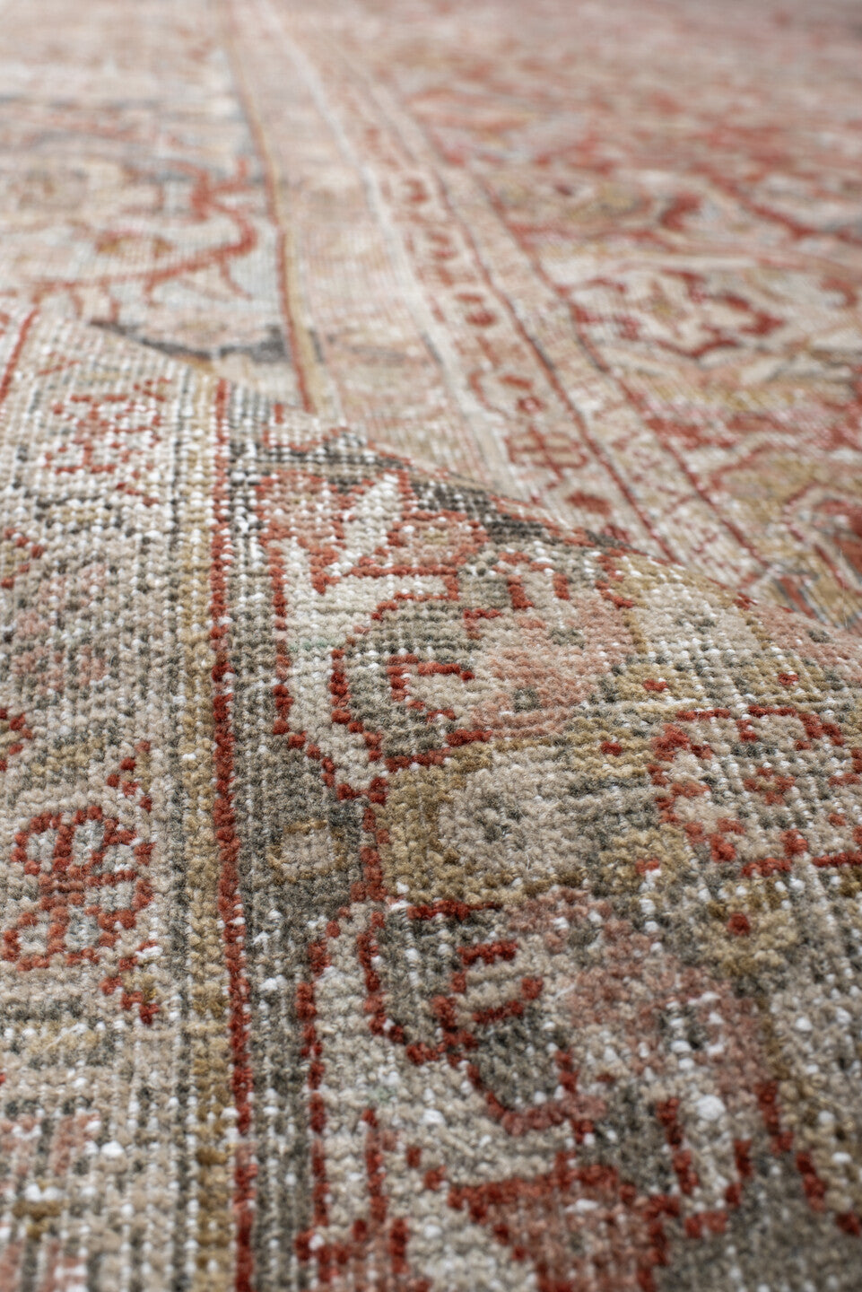 10' x 13' one-of-a-kind handmade antique Mahal large size rug. Color palette: terra cotta, ivory, powder blue, rose, taupe