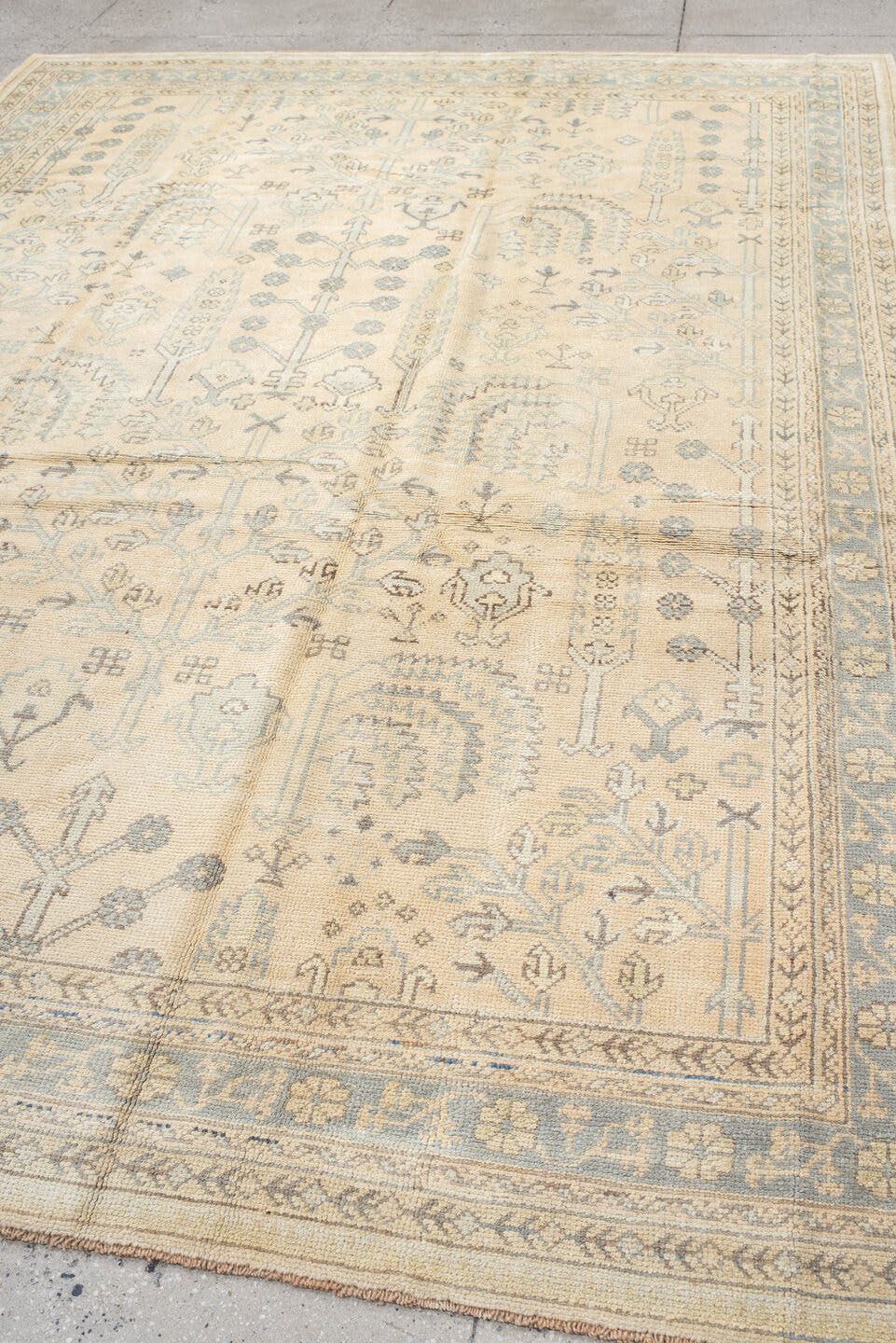 8' x 11' one-of-a-kind handmade antique Oushak large size rug. Color palette: ivory, powder_blue, beige, taupe, pale_gold