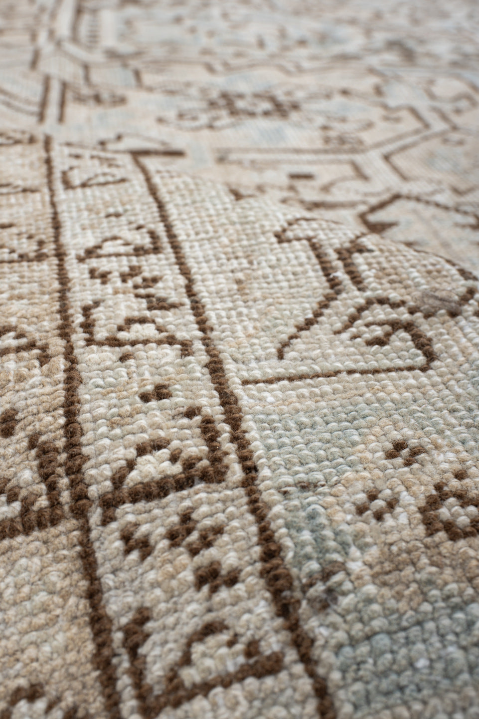 9' x 13' one-of-a-kind handmade vintage Heriz large size rug. Color palette: pink, off-white, gray, light gray, brown, linen