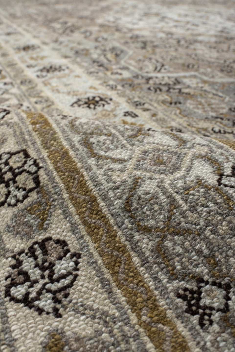 10' x 12' one-of-a-kind handmade vintage Bibikabad large size rug. Color palette: light gray, gray, off-white, black