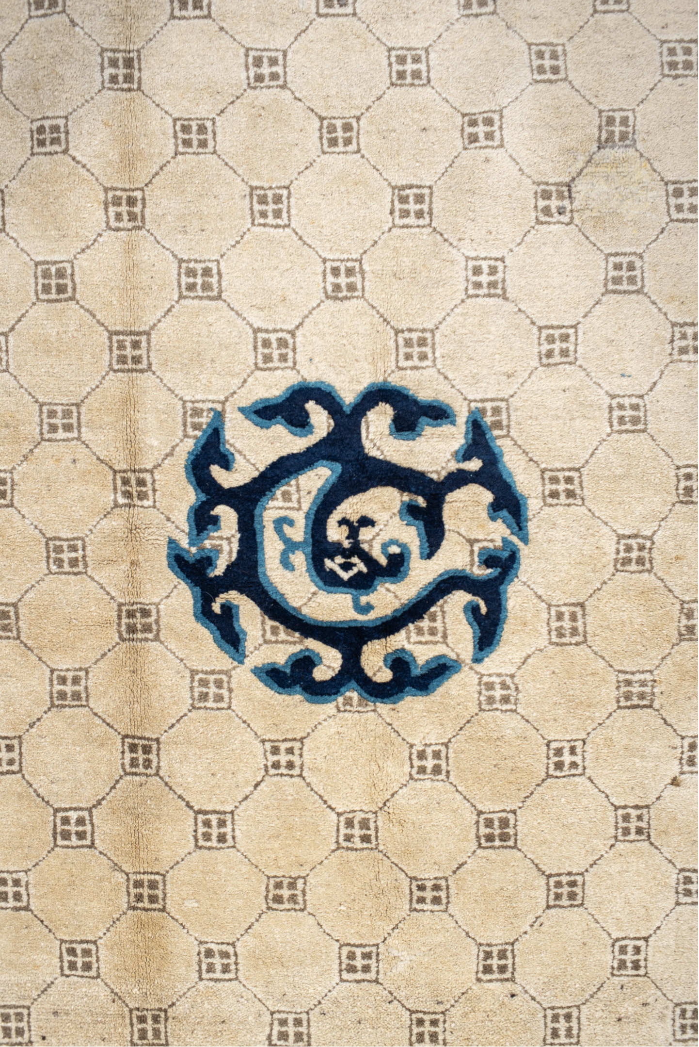 6' x 9' one-of-a-kind handmade vintage Chinese medium size rug. Color palette: antiquewhite, blanched almond, blue, brown