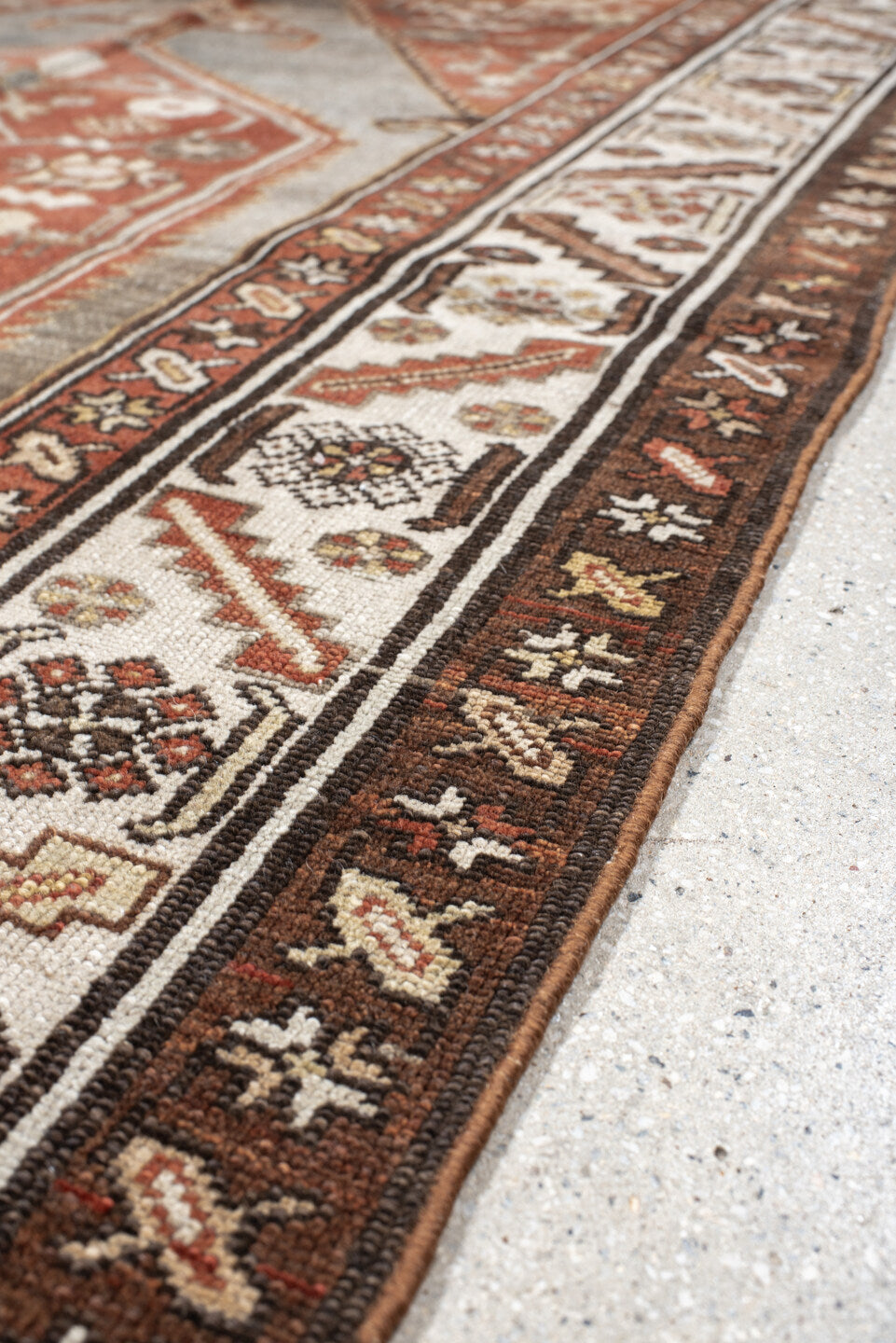 4' x 6' one-of-a-kind handmade vintage Malayer small size rug. Color palette: rust, ivory, gray, brown, terracotta, taupe