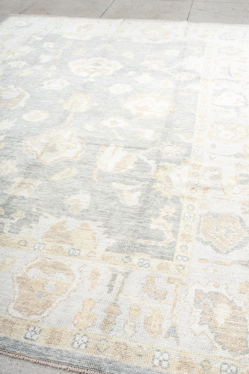 8' x 11' one-of-a-kind handmade vintage Oushak large size rug. Color palette: ivory, pale blue, cream, beige, taupe