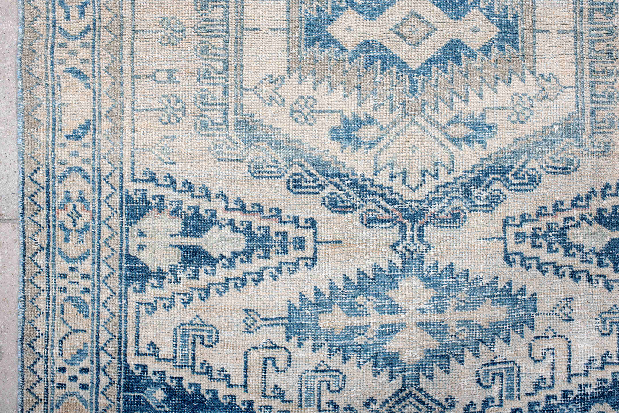 3' x 5' one-of-a-kind handmade vintage Veece small size rug. Color palette: ivory, sky blue, slate blue, navy, cream