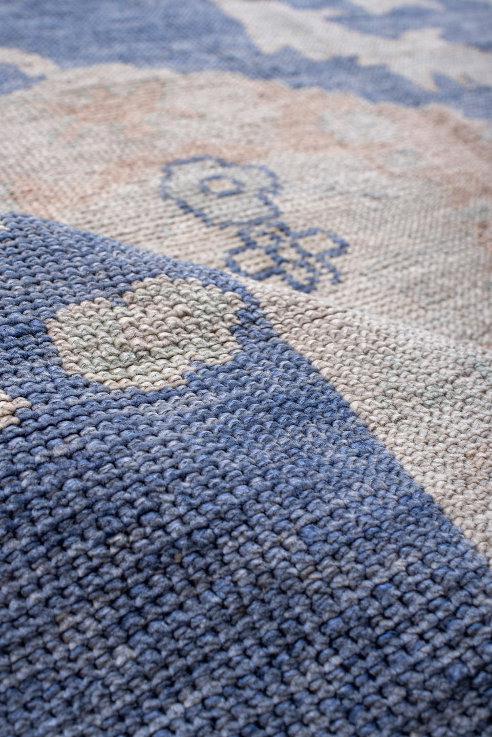 8' x 9' one-of-a-kind handmade vintage Oushak large size rug. Color palette: powder blue, ivory, blush, pale blue