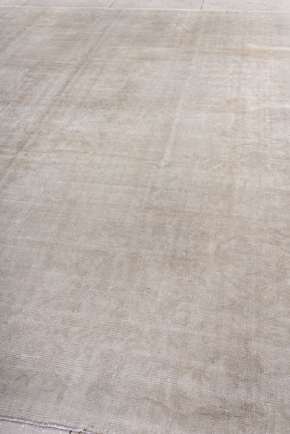 10' x 13' one-of-a-kind handmade vintage Oushak large size rug. Color palette: ivory, taupe, beige, cream, sand, pale gray