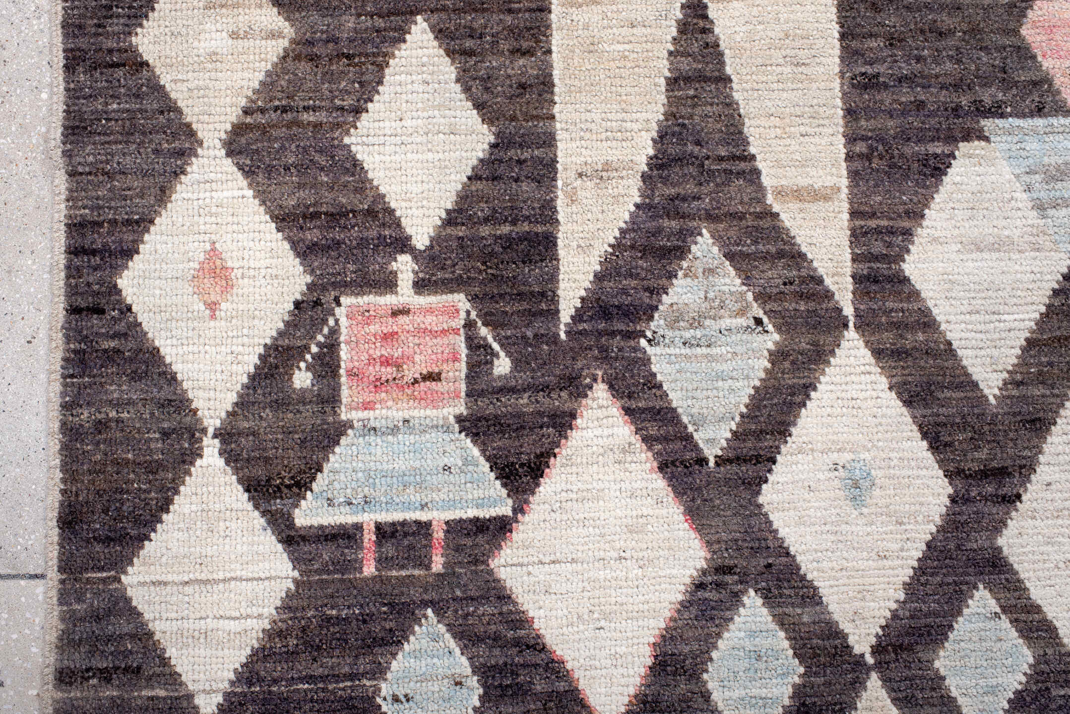 6' x 8' one-of-a-kind handmade vintage Tulu medium size rug. Color palette: brown, ivory, blush, pale_blue, taupe, pink