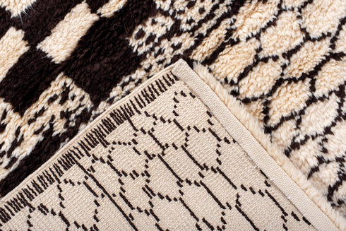 Vintage Moroccan Area Rug (7' x 9')