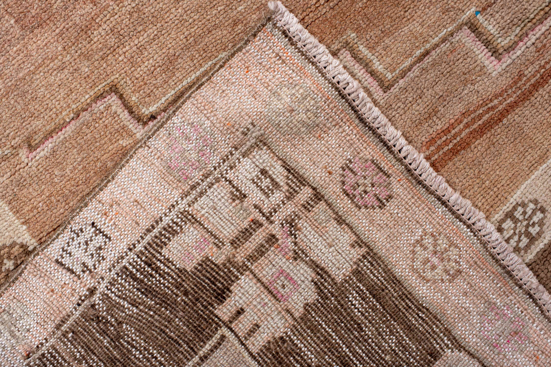 7' x 10' one-of-a-kind handmade vintage Kars large size rug. Color palette: brown, gray, light gray, off-white, orange, pink