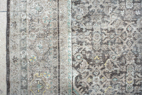 Antique Mahal Area Rug (10' x 13')