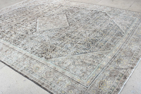 Antique Mahal Area Rug (10' x 13')