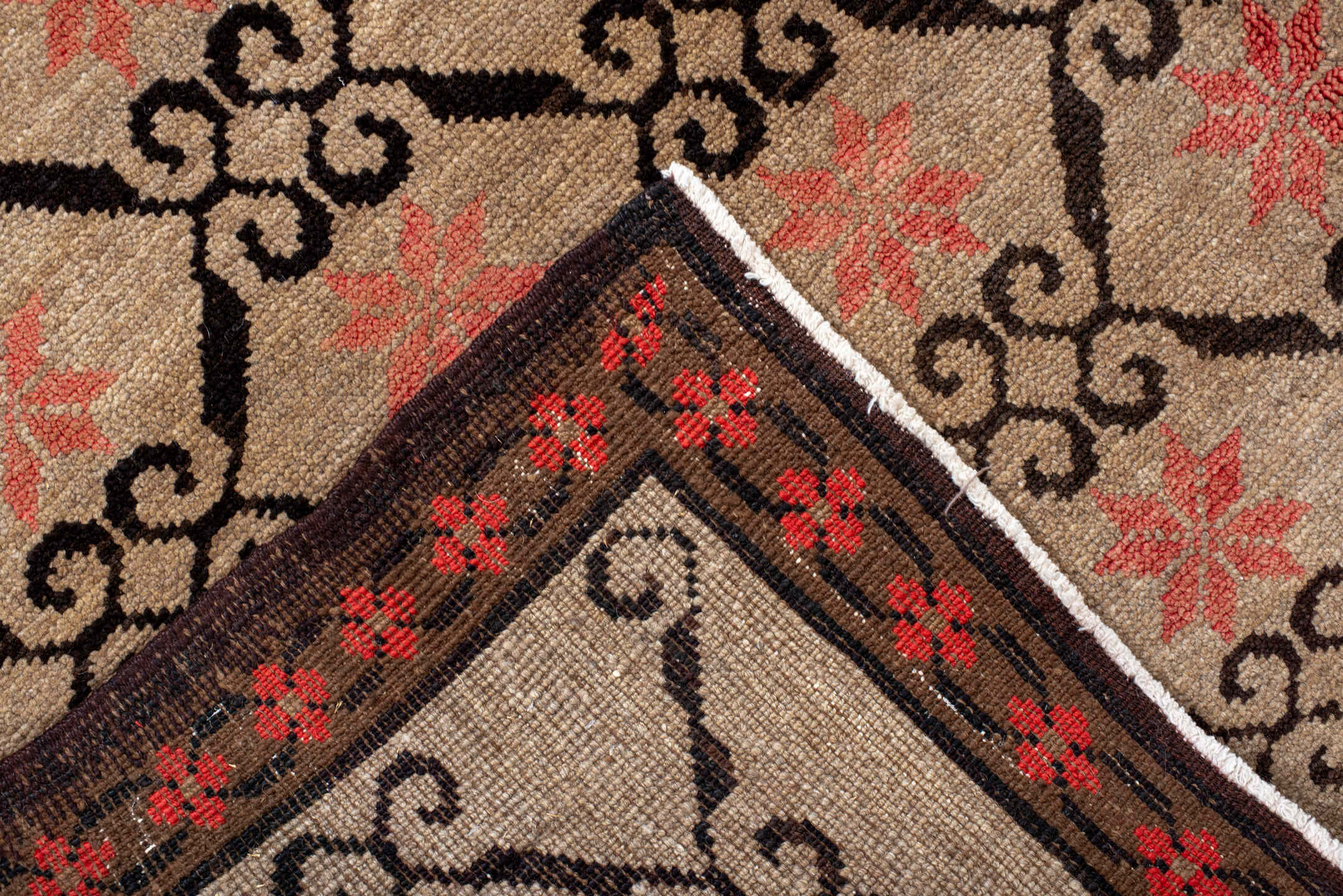 6' x 9' one-of-a-kind handmade antique Kars medium size rug. Color palette: ivory, brown, coral, charcoal, rose, terracotta