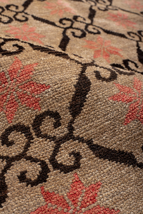 Antique Kars Area Rug (6' x 9')