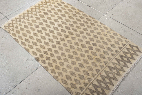 Vintage Kilim Area Rug (3' x 5')