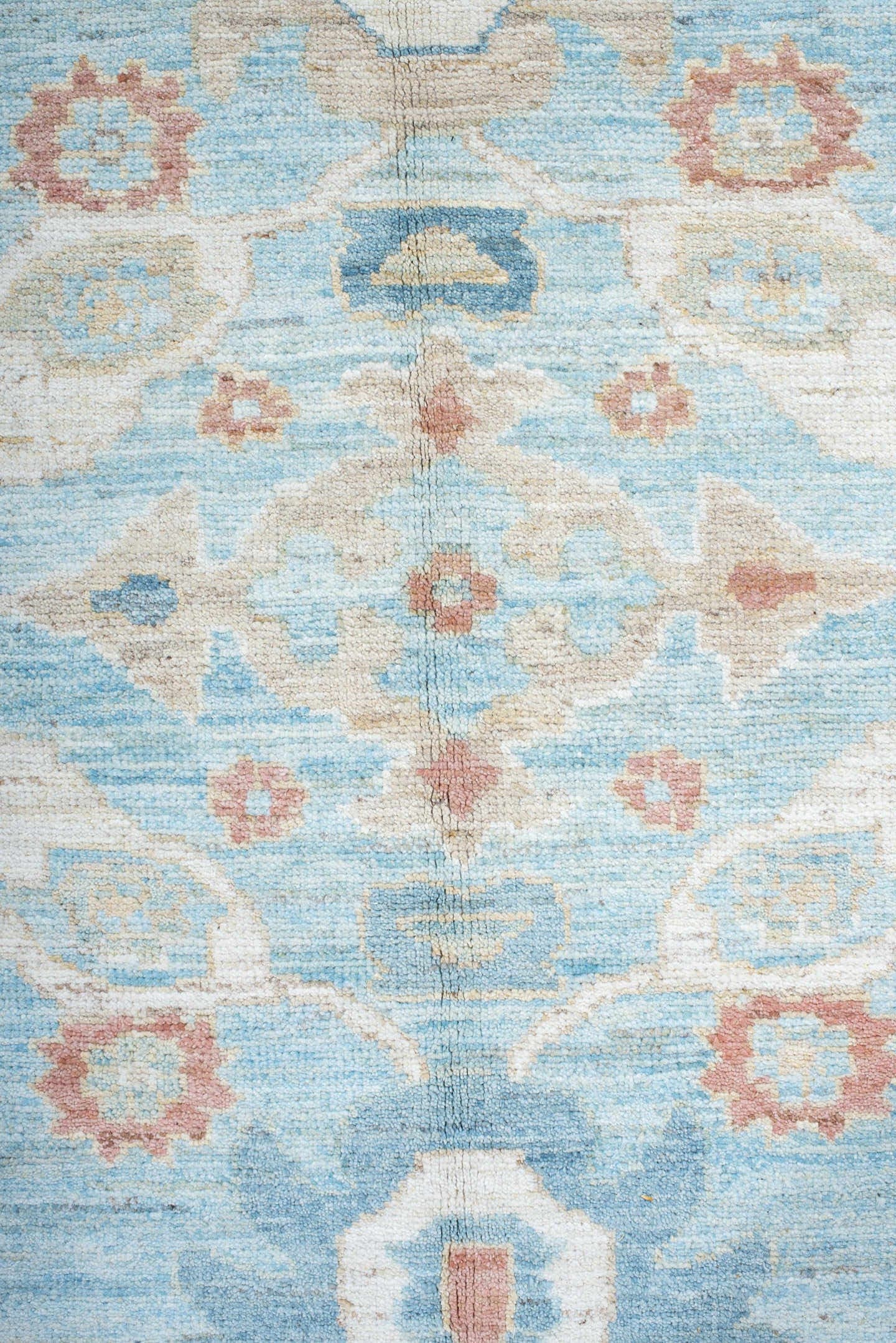 10' x 13' one-of-a-kind handmade vintage Sultanabad large size rug. Color palette: light blue, ivory, beige, sky blue, rust