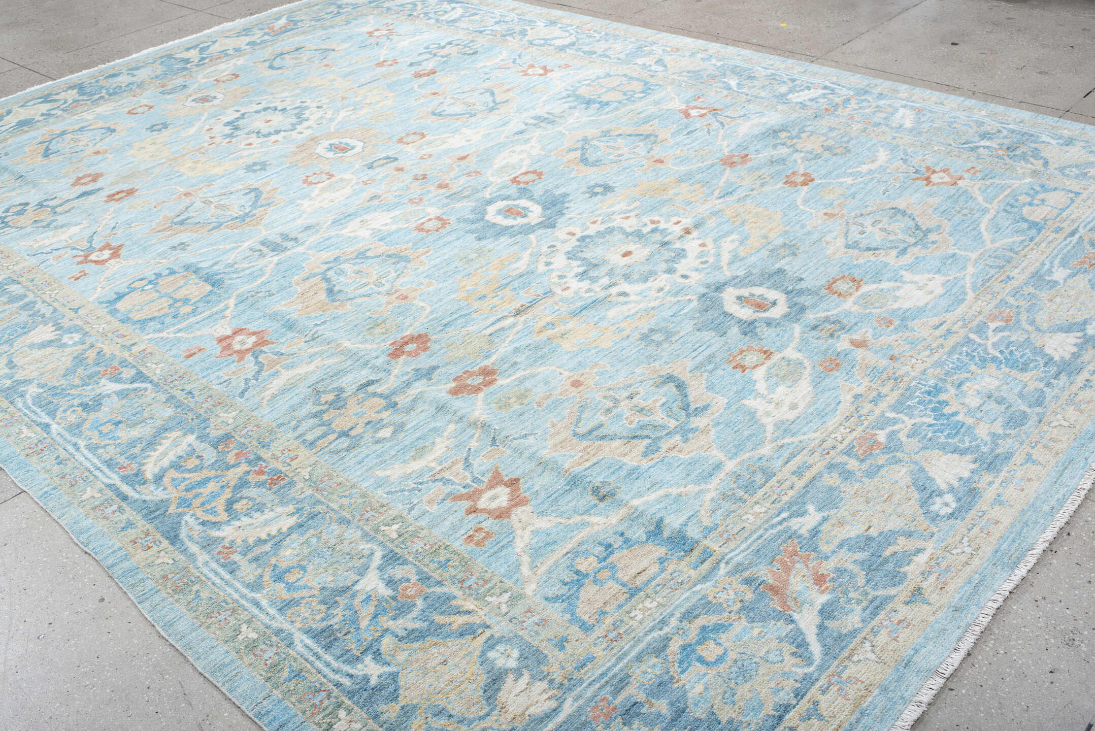10' x 13' one-of-a-kind handmade vintage Sultanabad large size rug. Color palette: light blue, ivory, beige, sky blue, rust