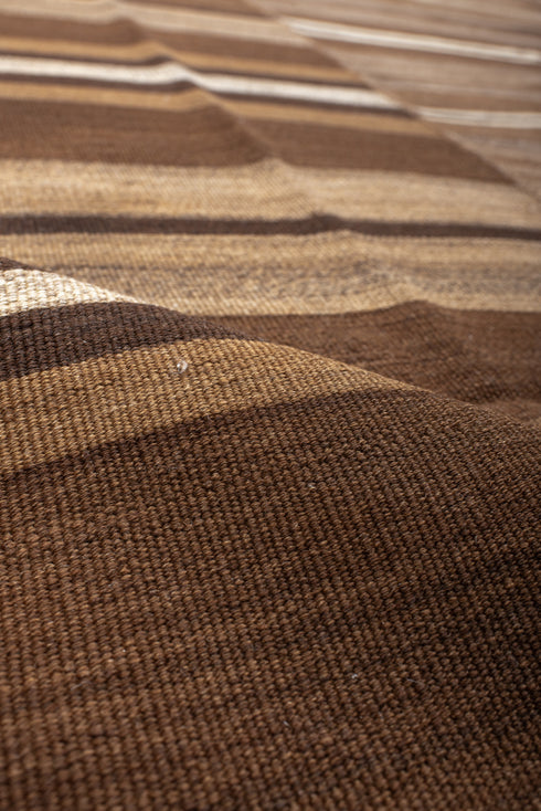 Vintage Kilim Area Rug (8' x 9')