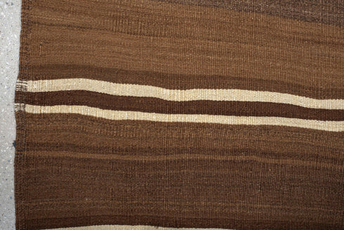 Vintage Kilim Area Rug (5' x 9')