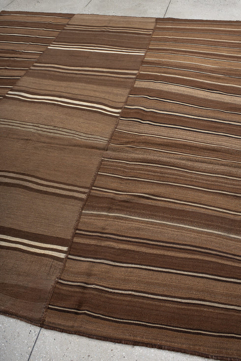 Vintage Kilim Area Rug (8' x 10')