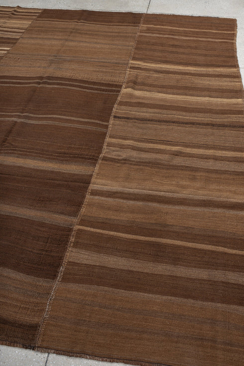 Vintage Kilim Area Rug (9' x 10')