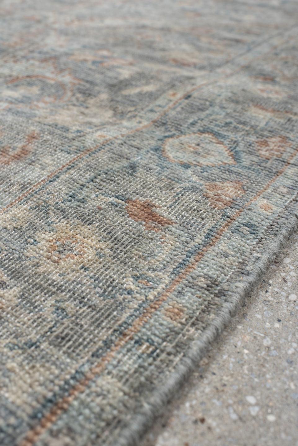 5' x 3' one-of-a-kind handmade vintage Oushak rug. Color palette: gray, light gray, off-white, pink, dim gray, dark gray