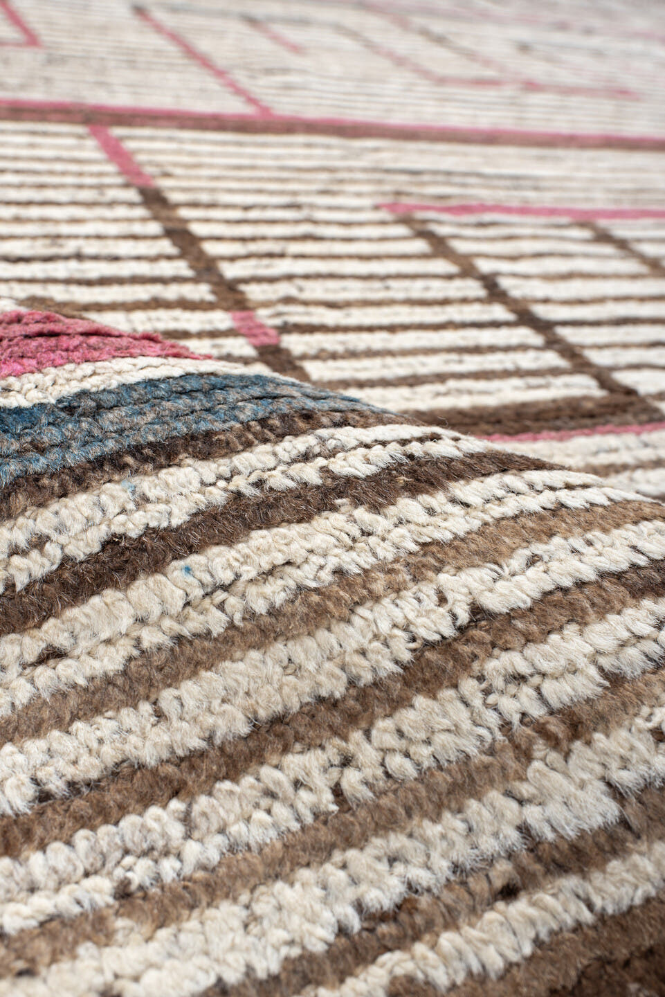 8' x 10' one-of-a-kind handmade vintage Tulu large size rug. Color palette: ivory, brown, rose, pale_blue, taupe, pink, red