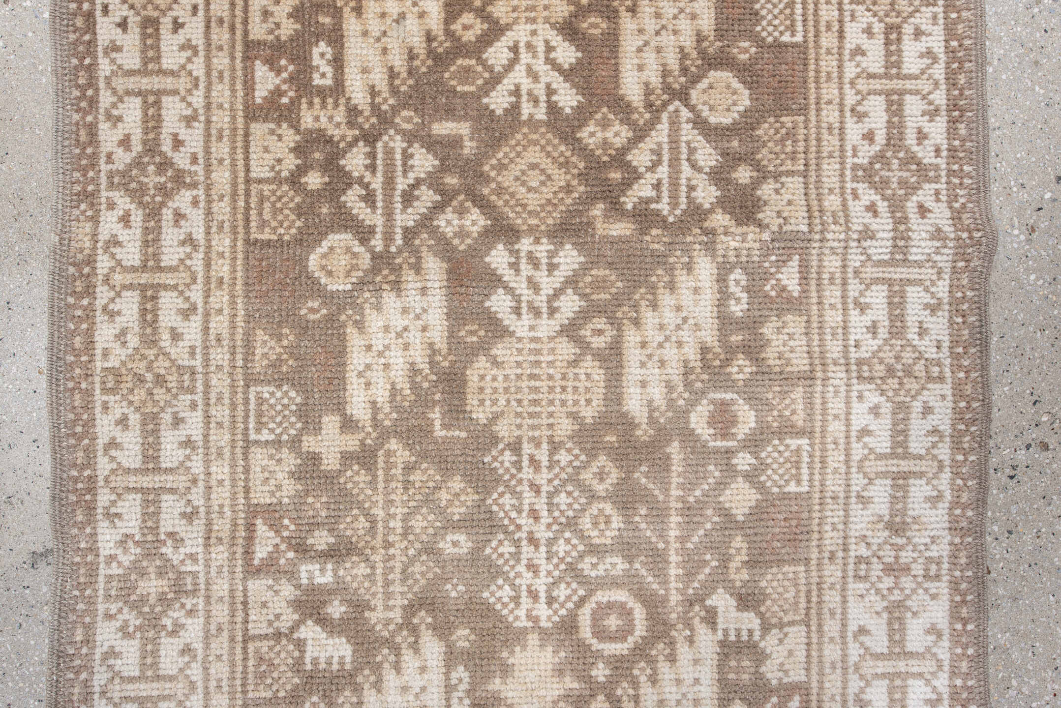2' x 4' one-of-a-kind handmade antique Oushak small size rug. Color palette: ivory, taupe, camel, beige, light brown, gray