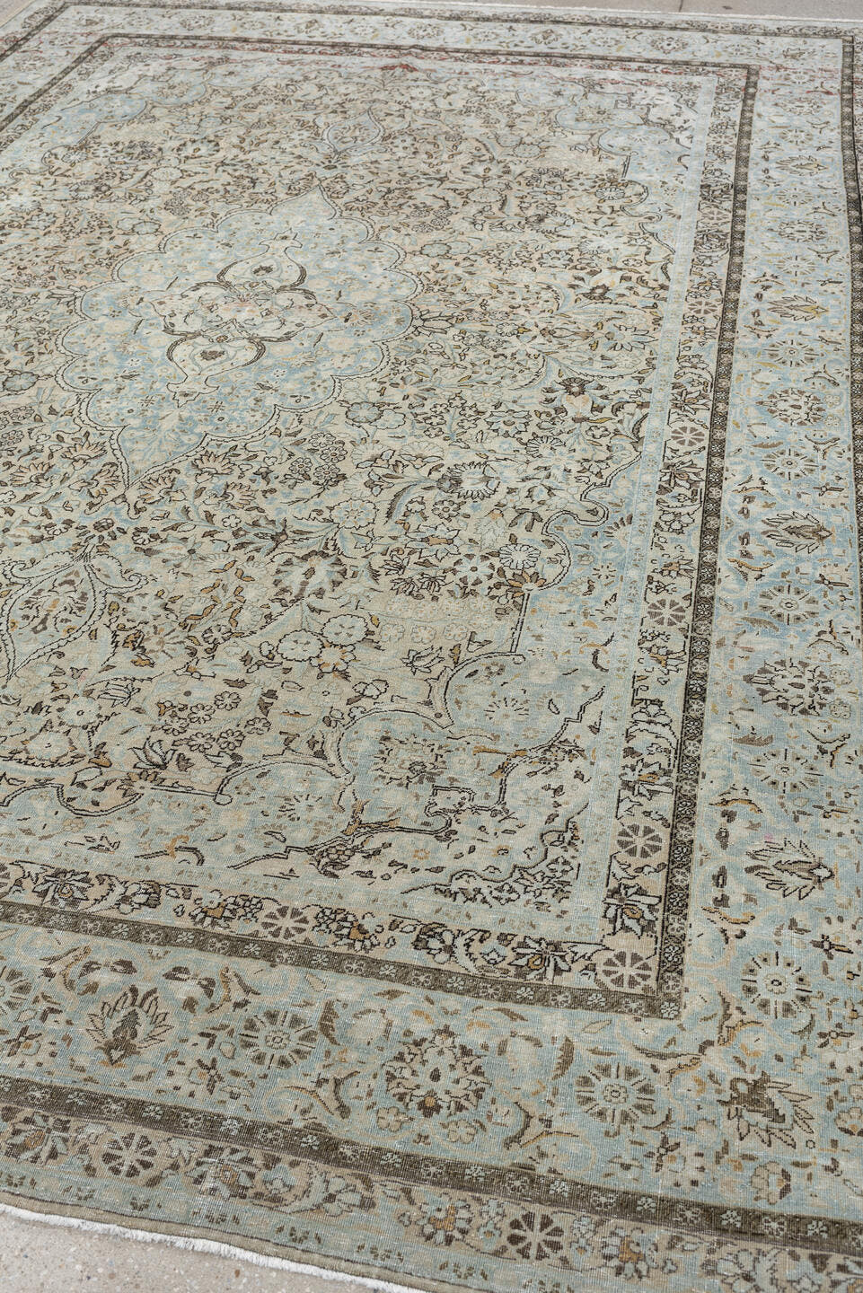 7' x 10' one-of-a-kind handmade antique Kashan large size rug. Color palette: pale blue, ivory, taupe, brown, camel, slate