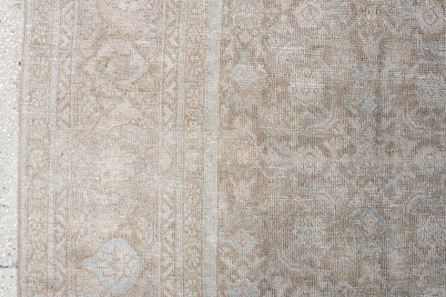 Vintage Mahal Area Rug (9' x 13')