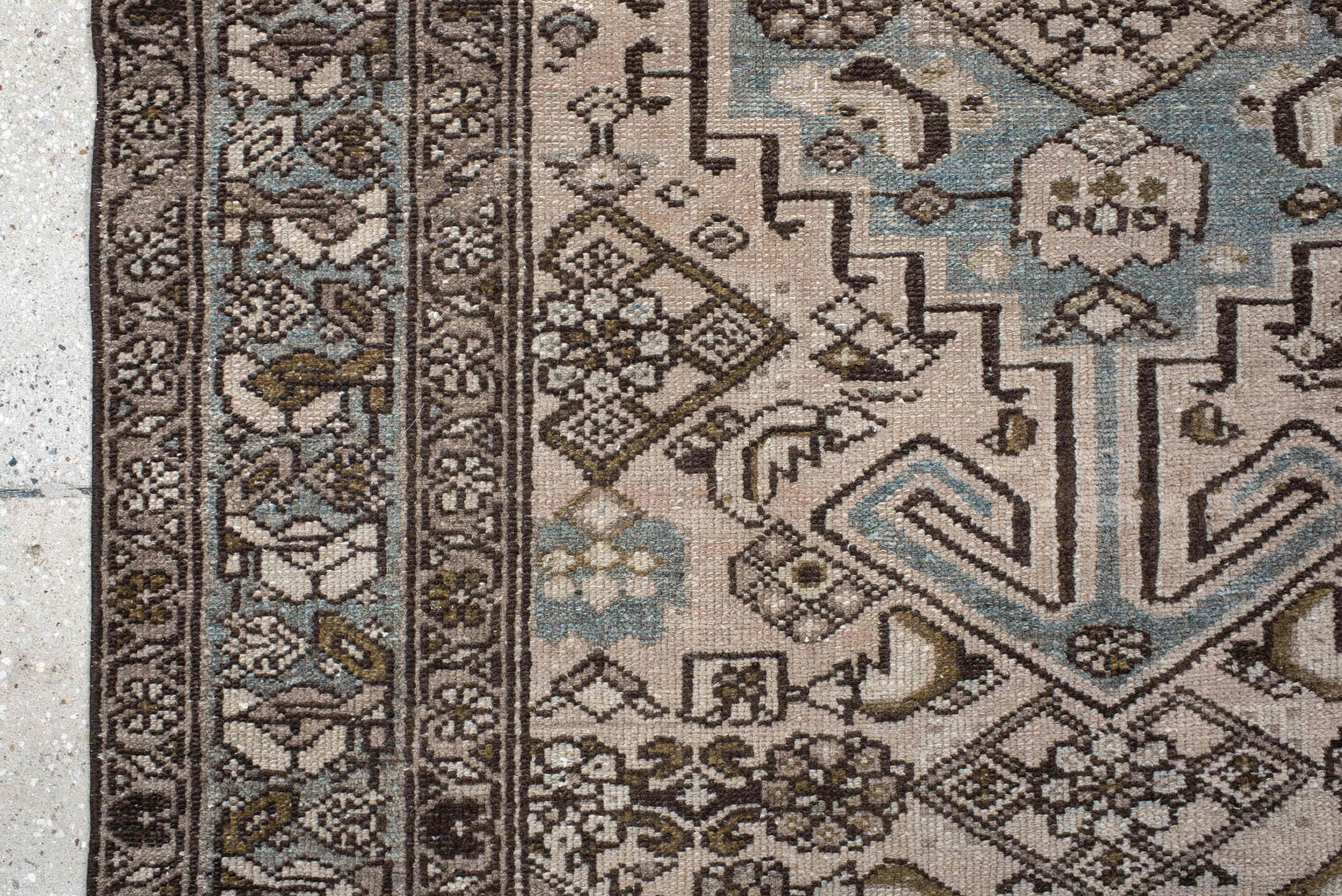 4' x 6' one-of-a-kind handmade vintage Heriz small size rug. Color palette: ivory, taupe, sky_blue, brown, charcoal, camel
