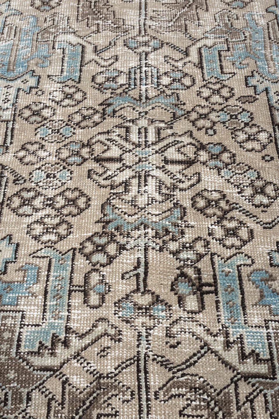 5' x 7' one-of-a-kind handmade antique Heriz medium size rug. Color palette: ivory, blue gray, aqua, charcoal, taupe, cream