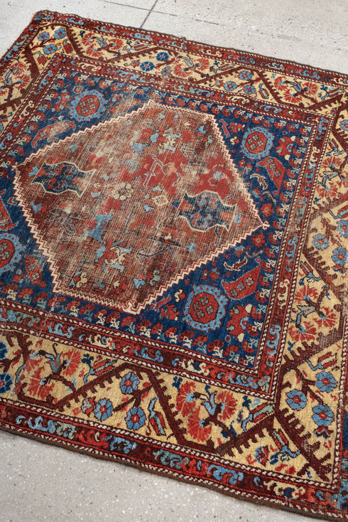 Antique Anatol Area Rug (4' x 4')
