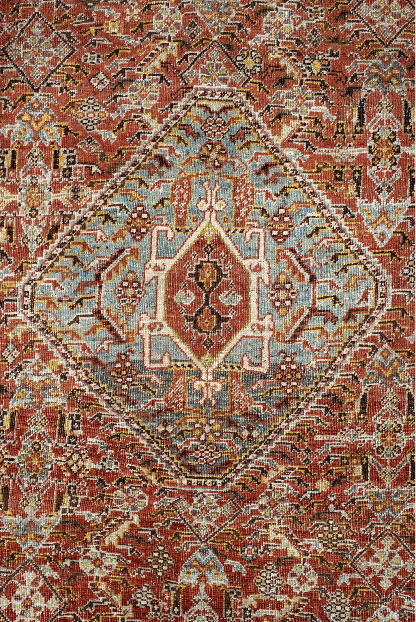 6' x 9' one-of-a-kind handmade vintage Qashqai medium size rug. Color palette: antiquewhite, blanched almond, brown, gray