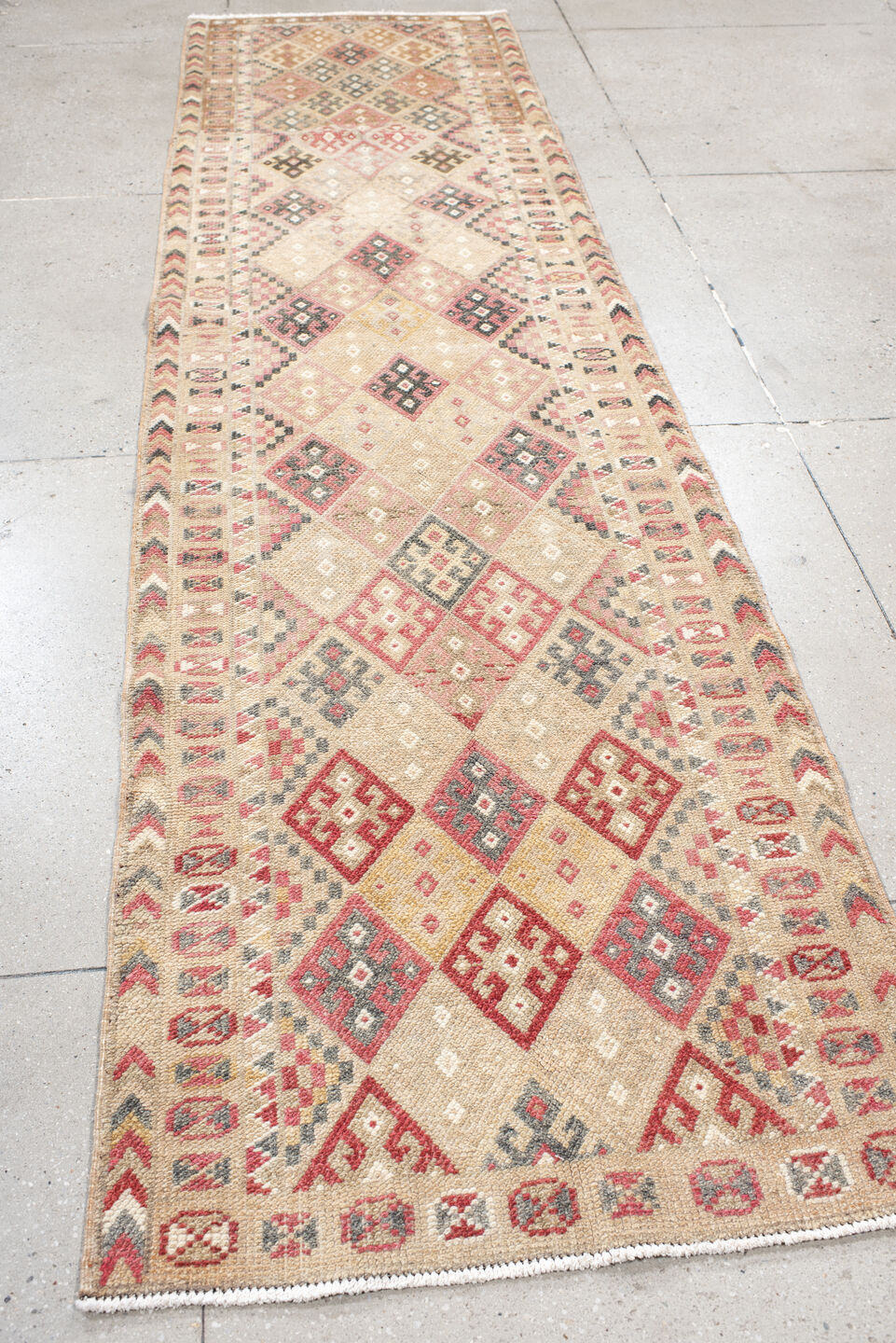 2' x 10' one-of-a-kind handmade vintage Kars runner rug. Color palette: antiquewhite, blanched almond, brown, dim gray, gray