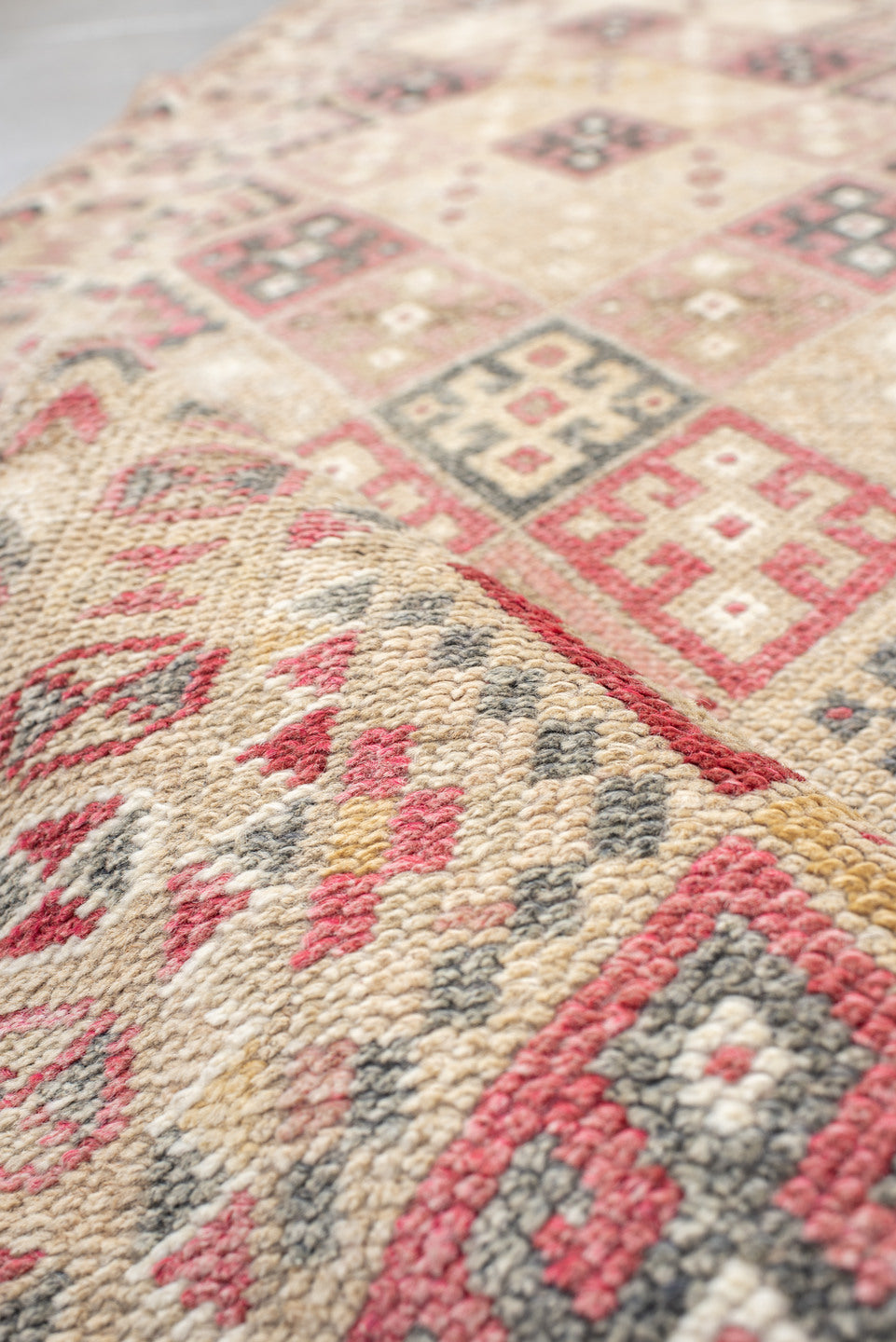 2' x 10' one-of-a-kind handmade vintage Kars runner rug. Color palette: antiquewhite, blanched almond, brown, dim gray, gray