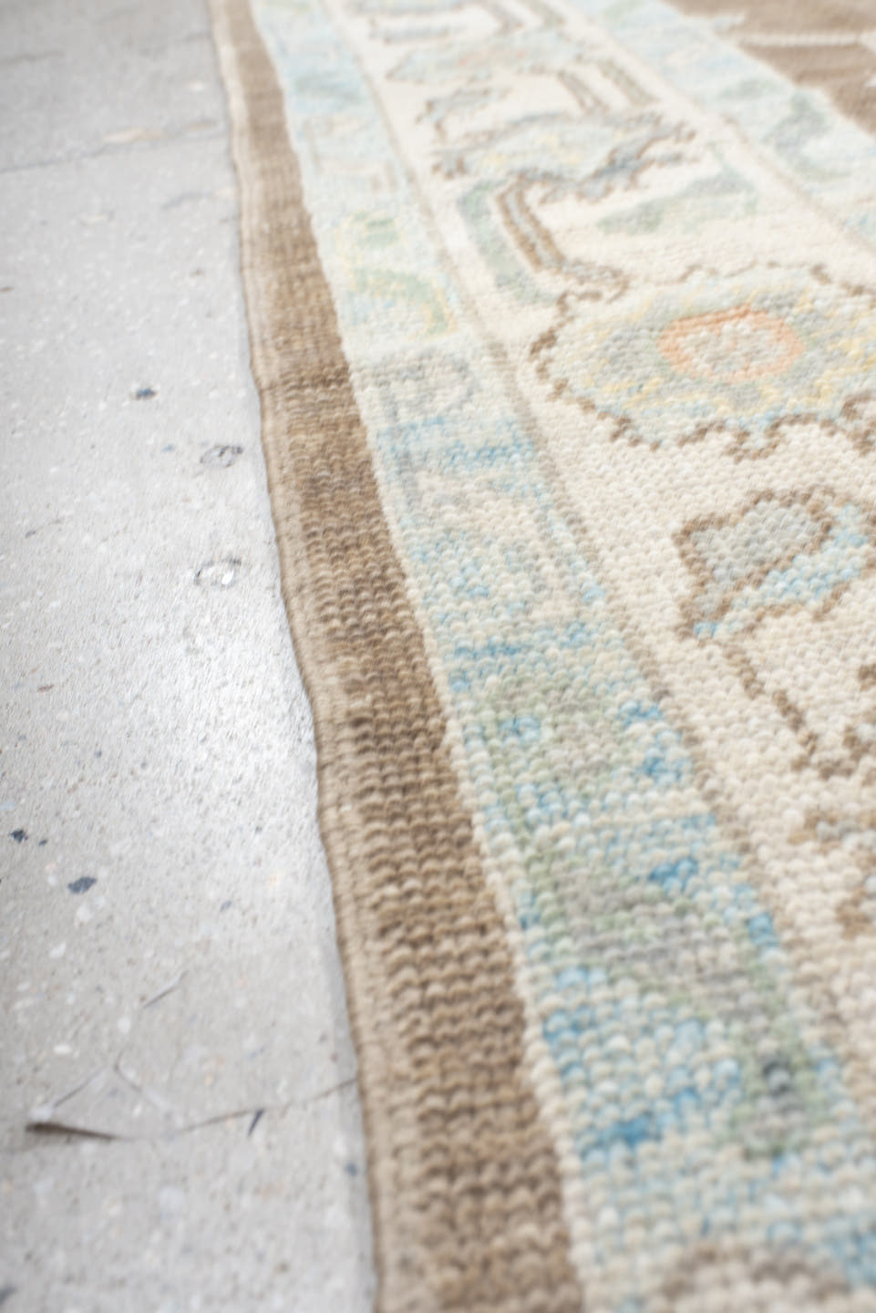 8' x 10' one-of-a-kind handmade vintage Oushak large size rug. Color palette: taupe, ivory, pale aqua, sky blue, soft gold