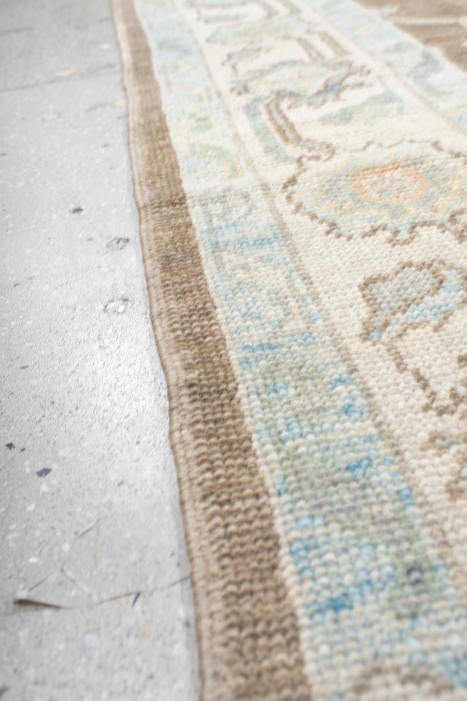 8' x 10' one-of-a-kind handmade vintage Oushak large size rug. Color palette: taupe, ivory, pale aqua, sky blue, soft gold