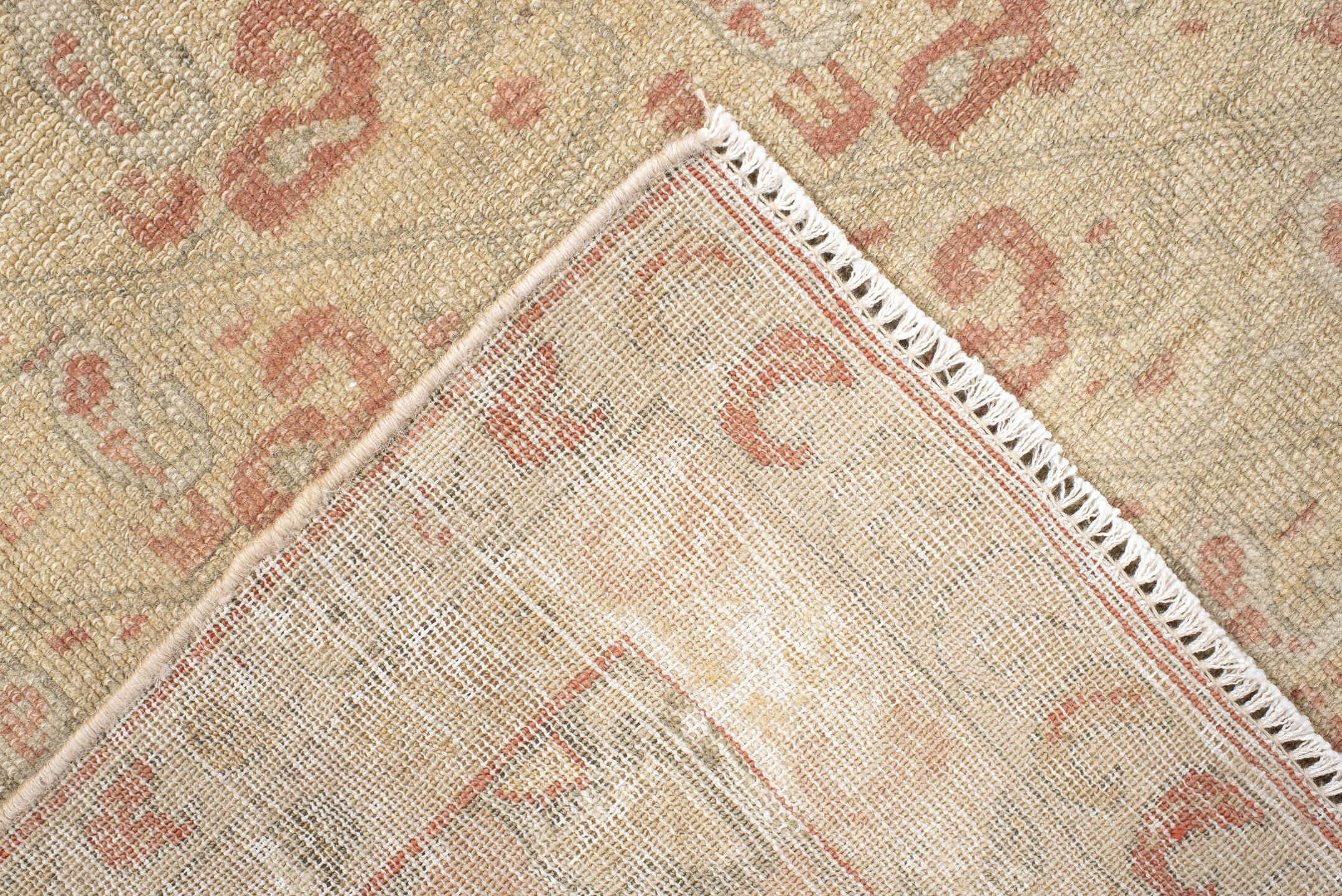 3' x 5' one-of-a-kind handmade vintage Sivas small size rug. Color palette: bisque, brown, dim gray, gray, off-white, orange