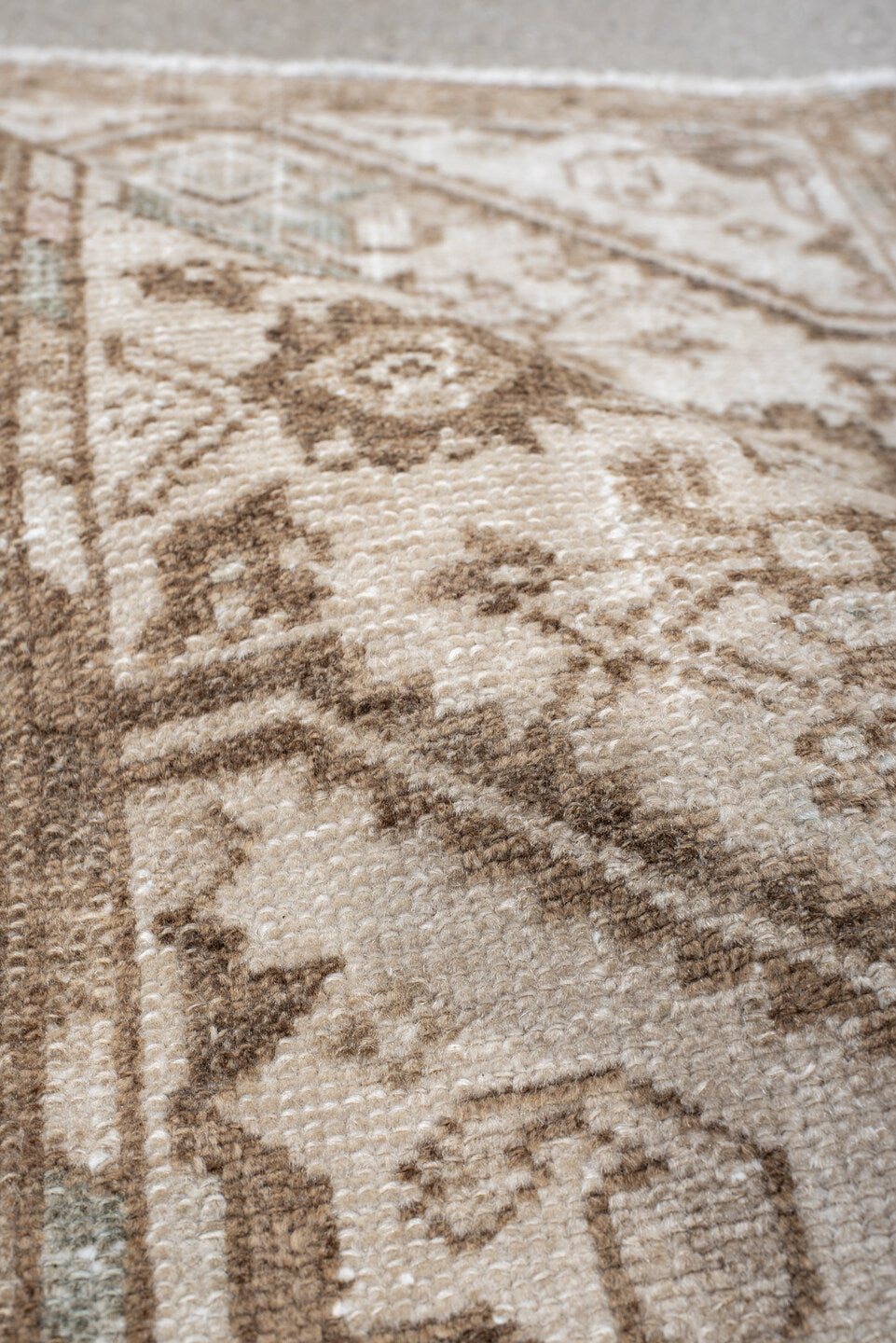 2' x 2' one-of-a-kind handmade vintage Hamadan small size rug. Color palette: ivory, taupe, camel, aqua, beige, gray, teal