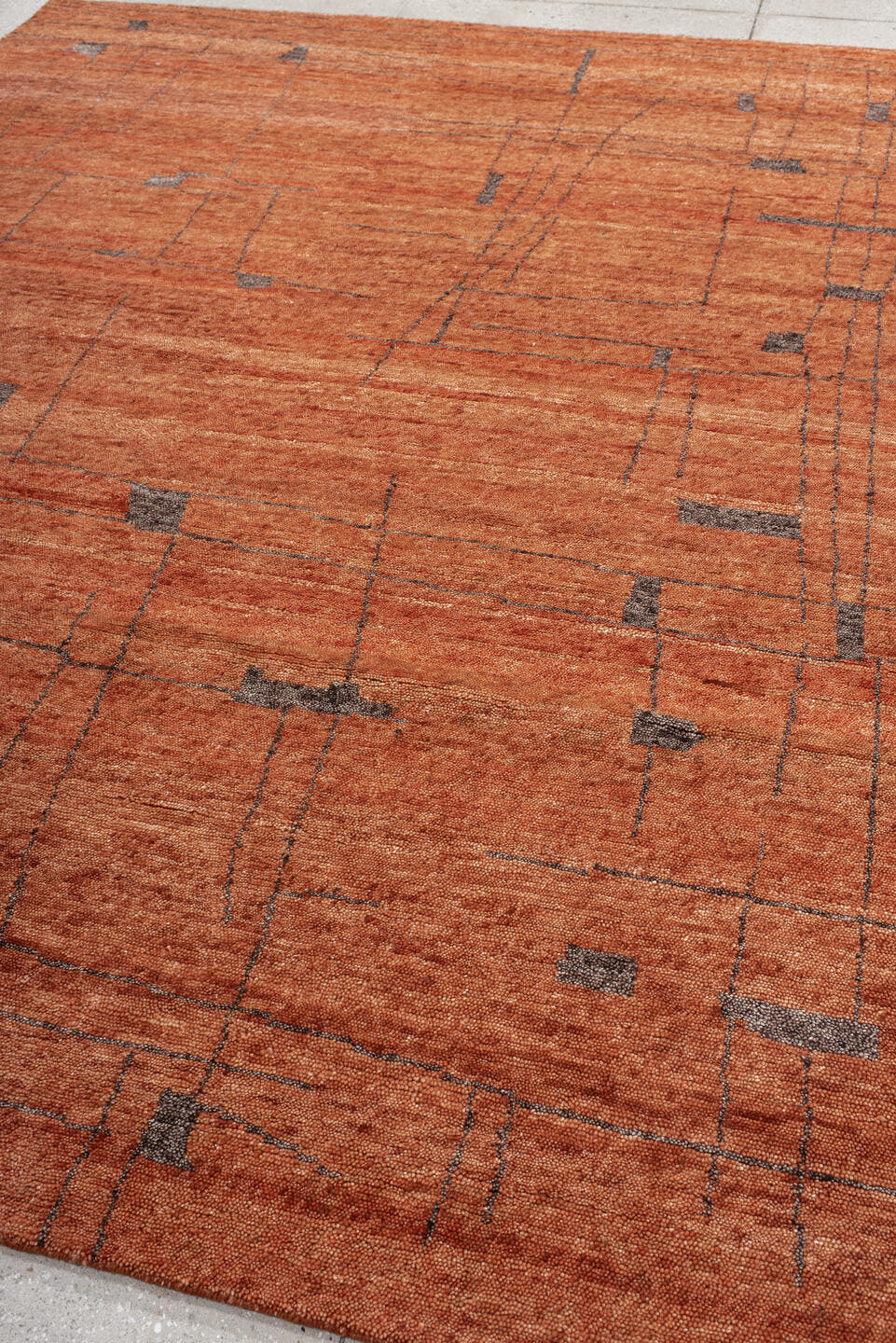 8' x 10' one-of-a-kind handmade vintage Tribeca large size rug. Color palette: terra cotta, rust, cinnamon, charcoal, copper