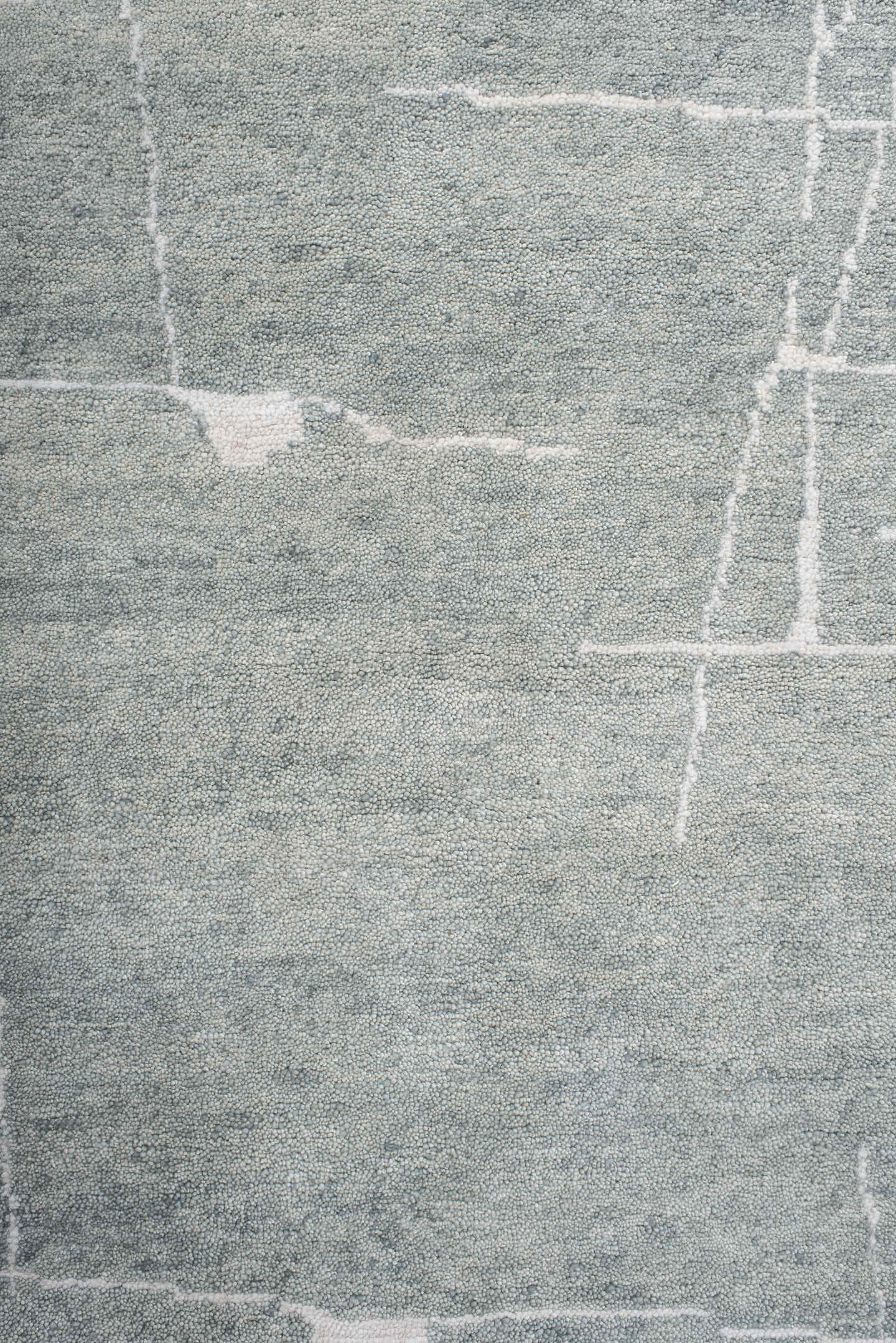 8' x 10' one-of-a-kind handmade vintage Tribeca large size rug. Color palette: pale blue, ivory, silver, mist, light blue