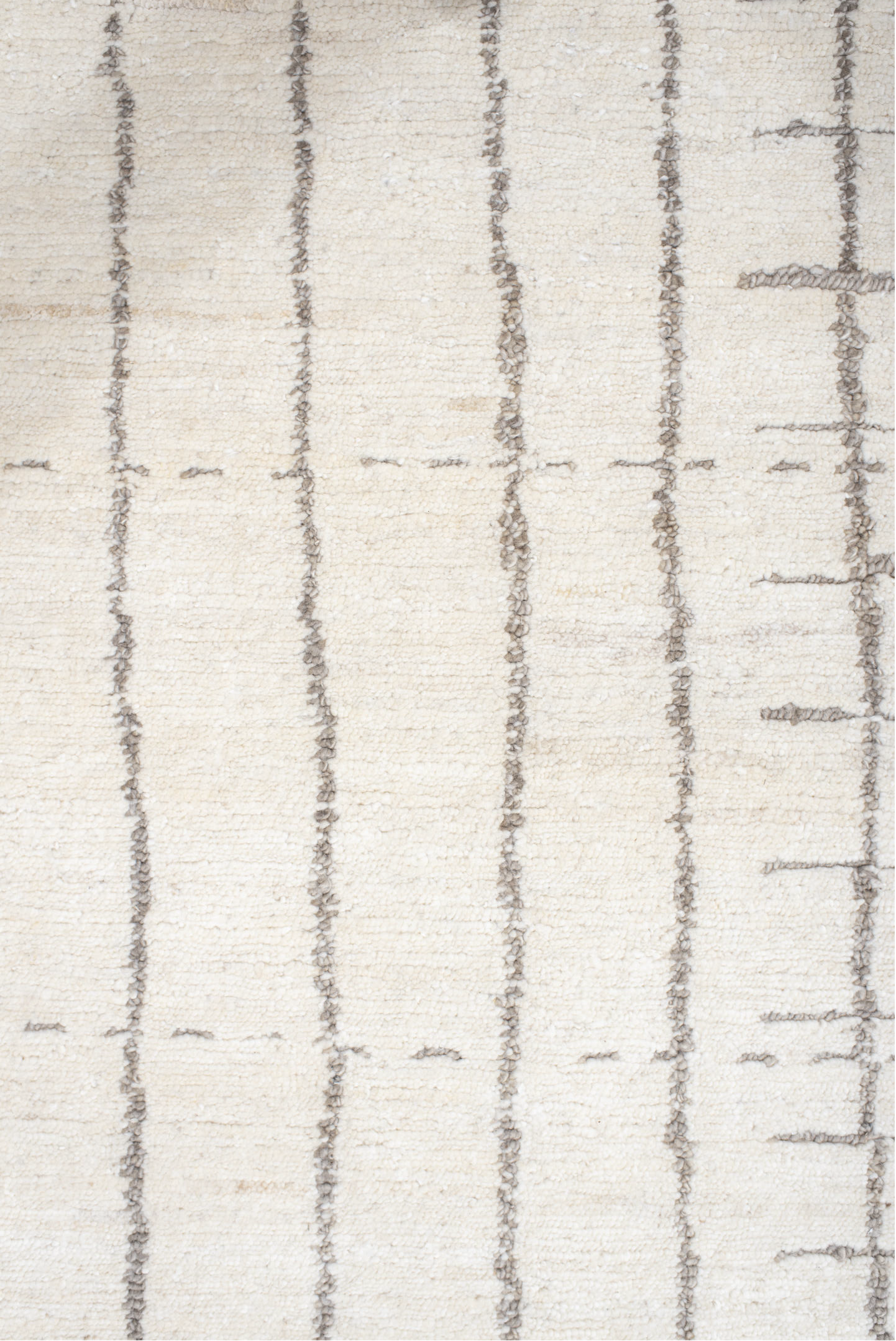 9' x 12' one-of-a-kind handmade vintage Tribeca large size rug. Color palette: dark gray, floral white, gainsboro, gray