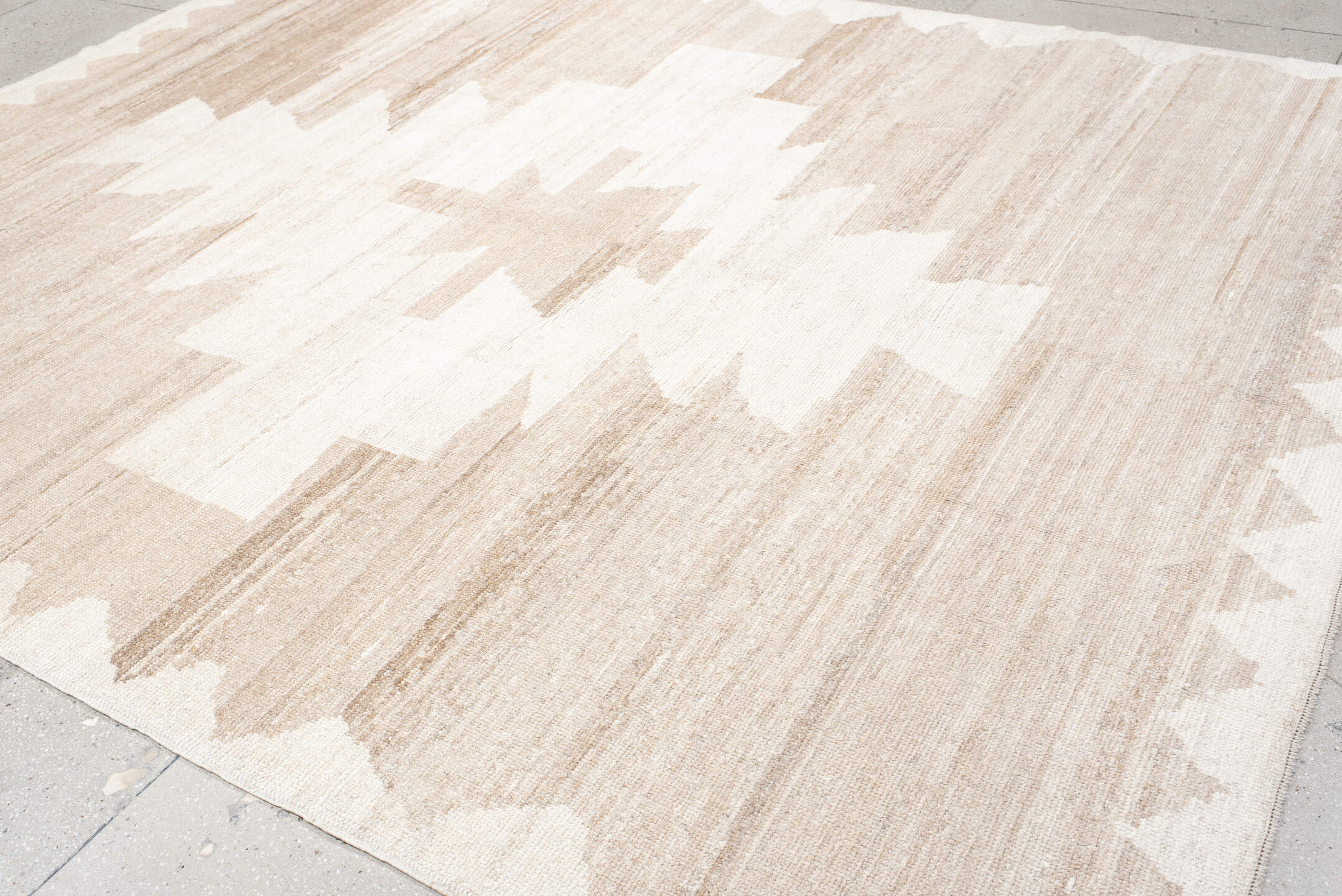 9' x 11' one-of-a-kind handmade vintage Oushak large size rug. Color palette: ivory, taupe, beige, cream, gray