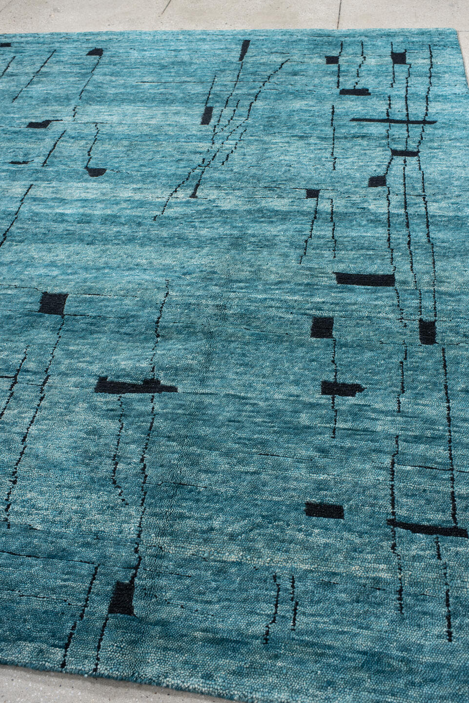 8' x 10' one-of-a-kind handmade vintage Tribeca large size rug. Color palette: teal, charcoal, aqua, gray, black
