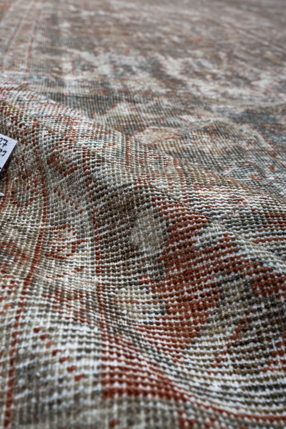 10' x 15' one-of-a-kind handmade antique Mahal oversize rug. Color palette: blue-gray, rust, ivory, taupe, slate, rose, gray