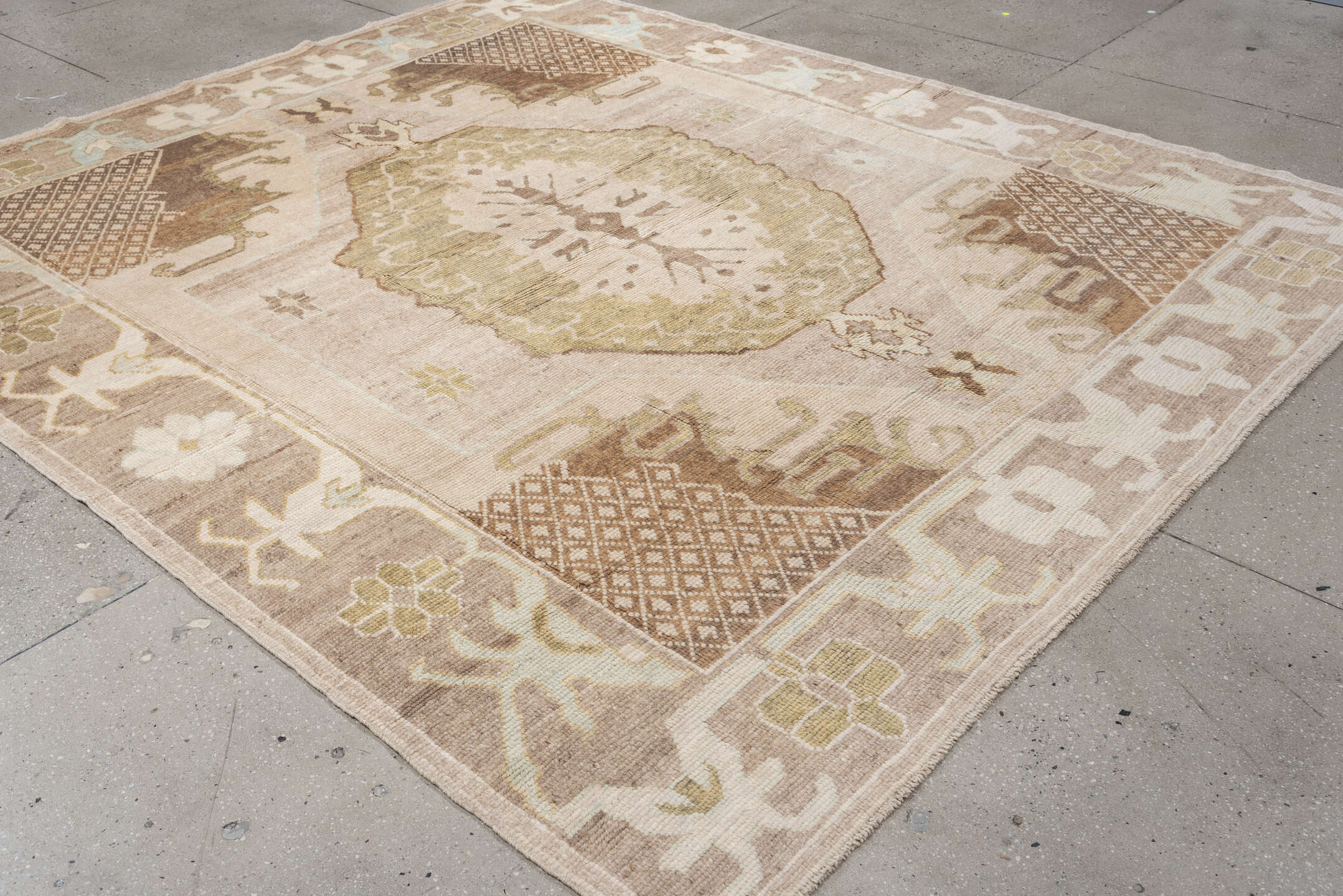 8' x 10' one-of-a-kind handmade vintage Oushak large size rug. Color palette: beige, ivory, taupe, sage, camel, brown