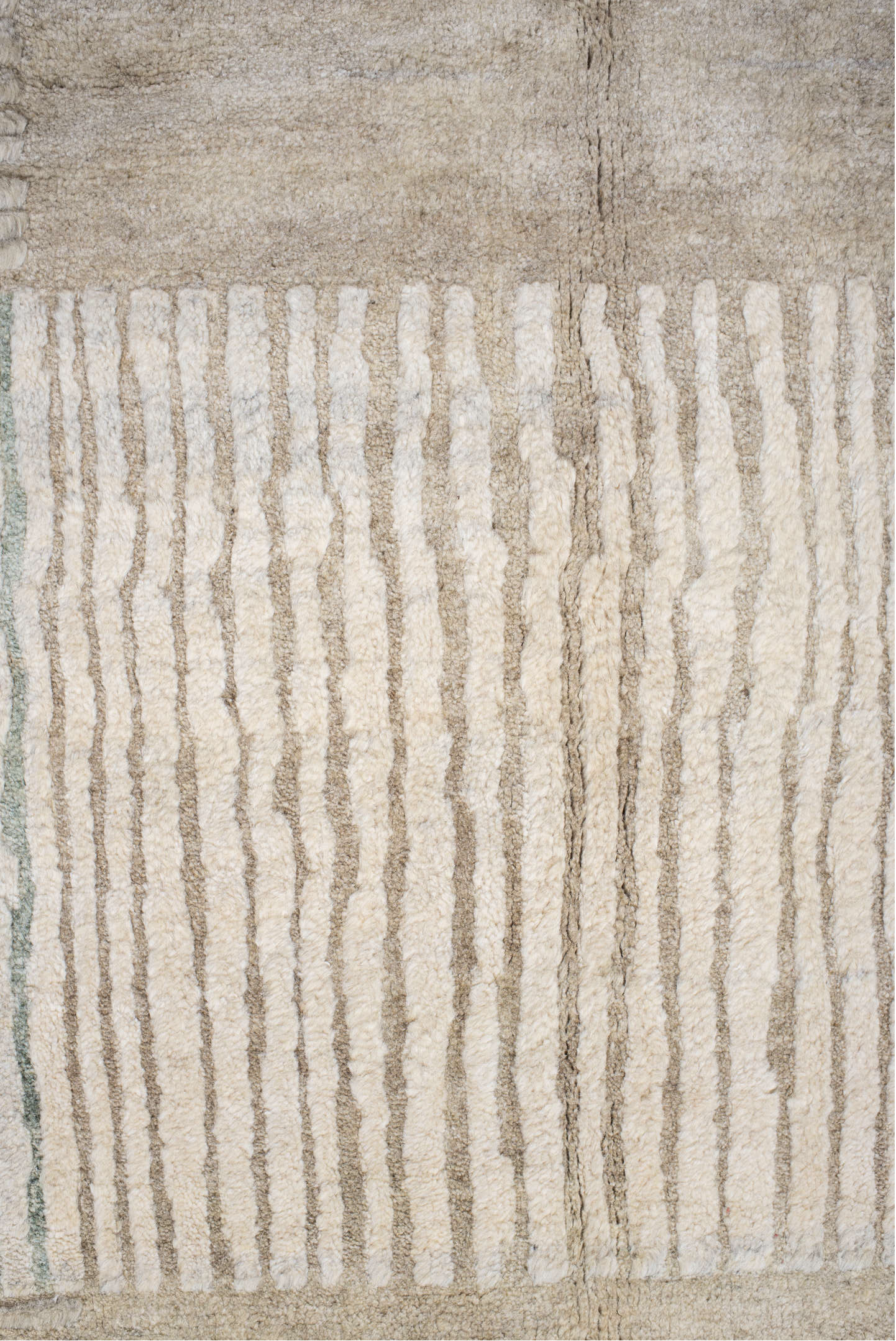 9' x 12' one-of-a-kind handmade vintage Contemporary large size rug. Color palette: antiquewhite, brown, gainsboro, gray