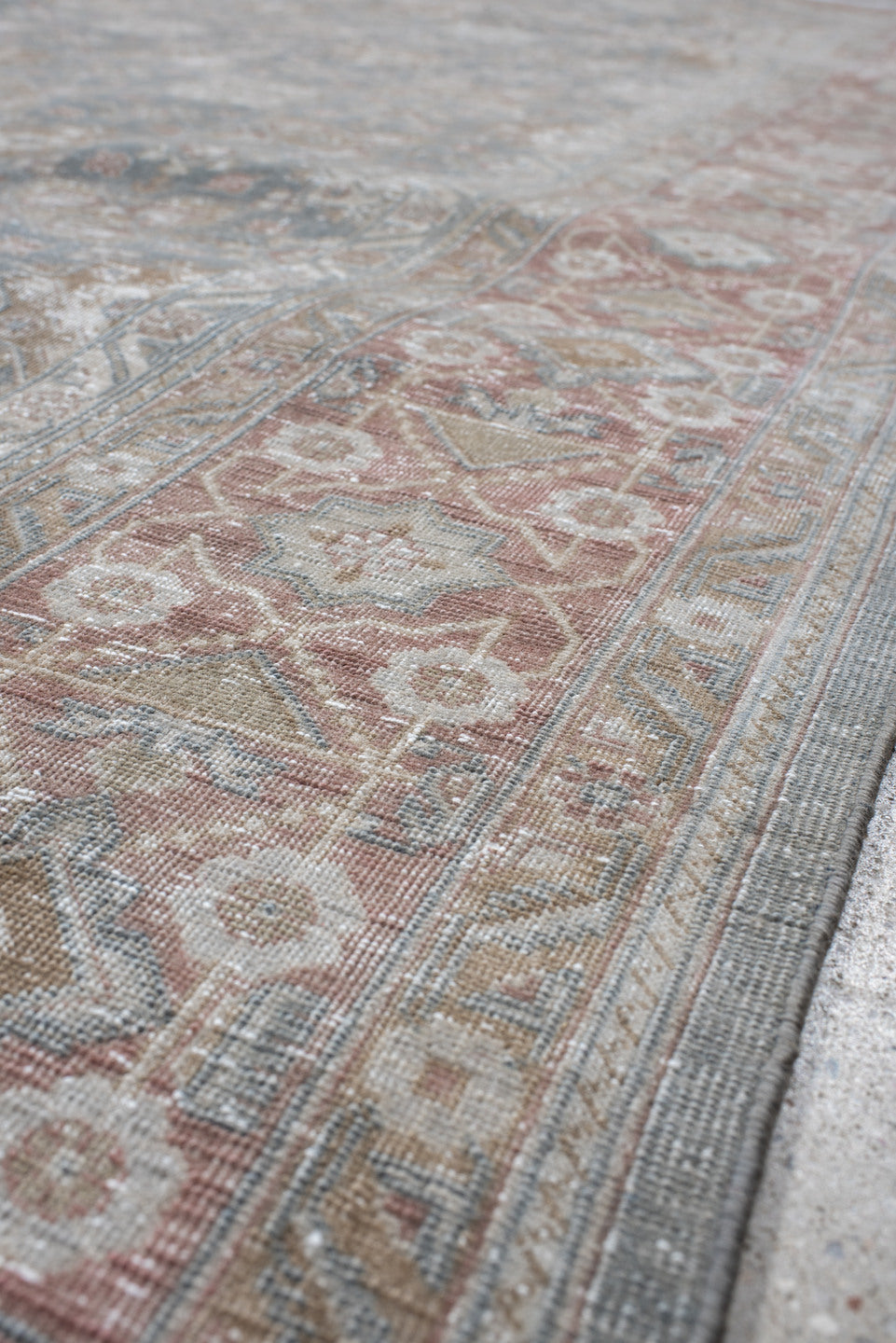 8' x 10' one-of-a-kind handmade vintage Sivas large size rug. Color palette: sky blue, ivory, rose, taupe, dusty coral