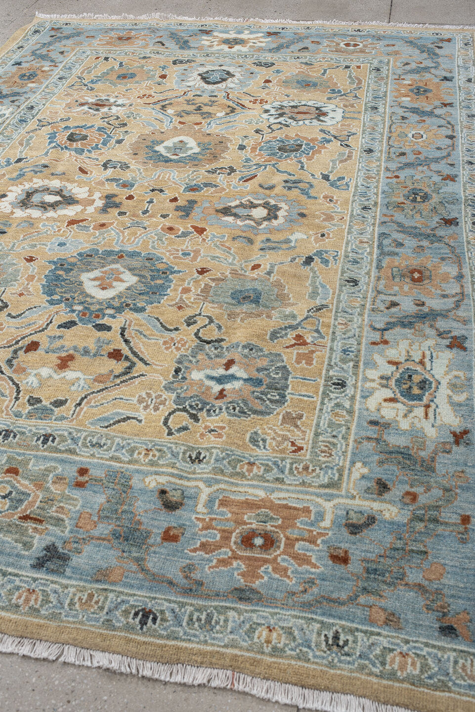7' x 9' one-of-a-kind handmade vintage Sultanabad large size rug. Color palette: sky blue, tan, ivory, slate, camel, rust